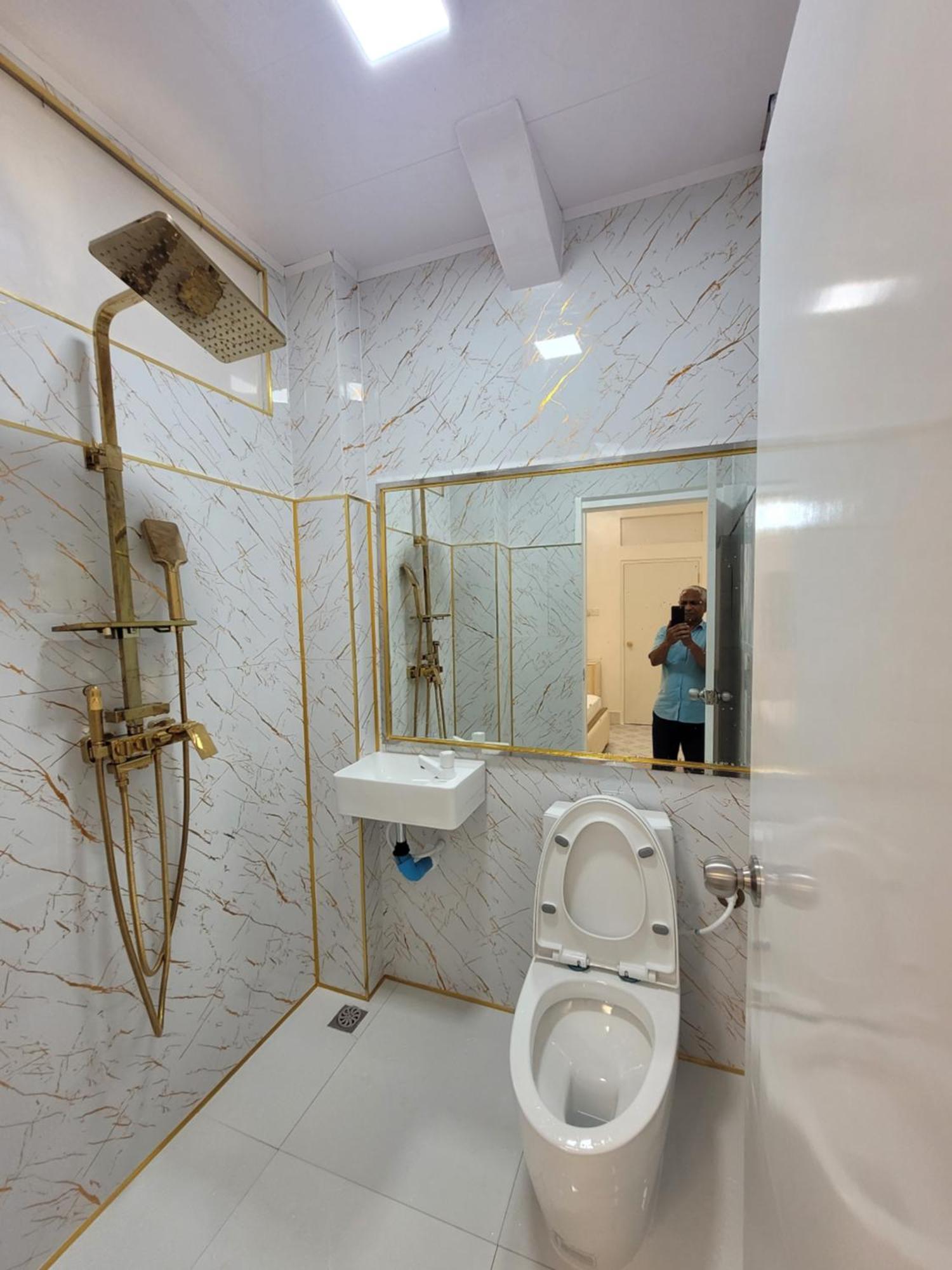 Ontrack Travel - Room Male Exterior foto